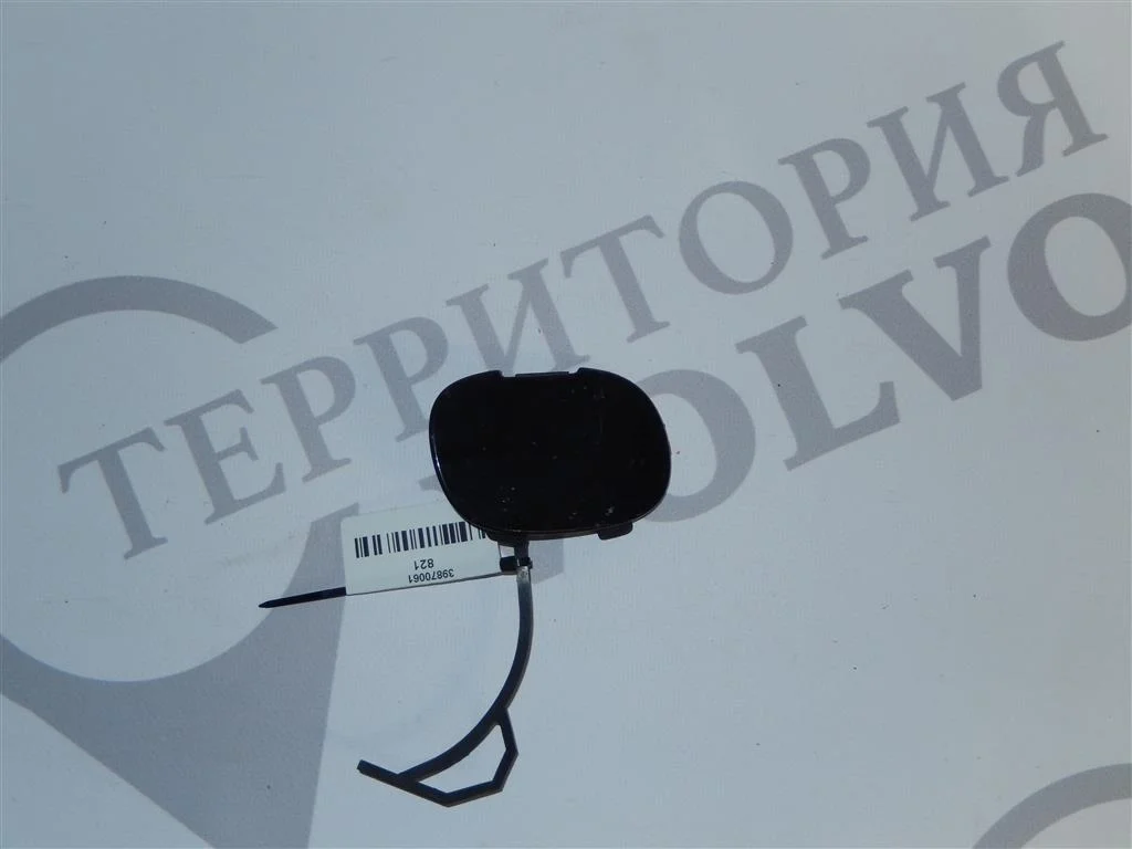 Крышка буксировочного крюка