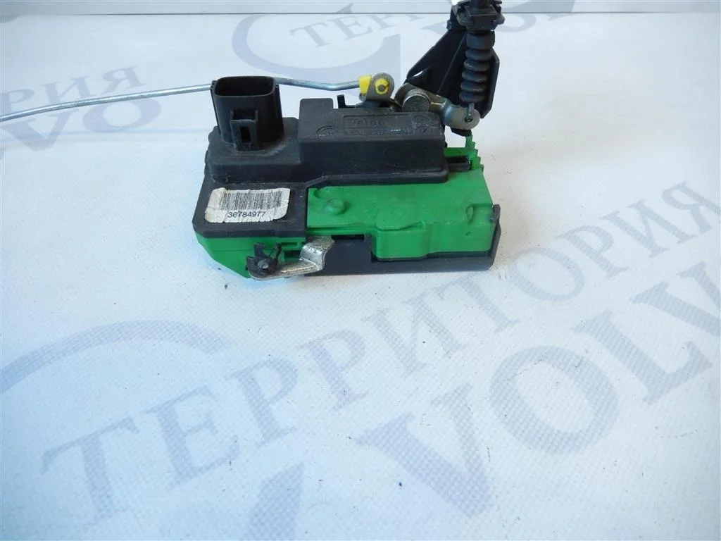 Замок двери передний правый