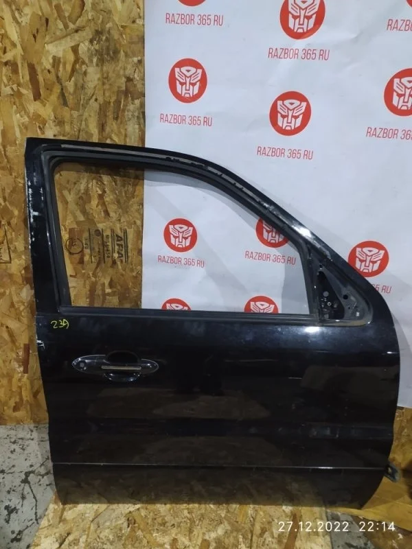 Дверь Ford Escape 2008 TM7