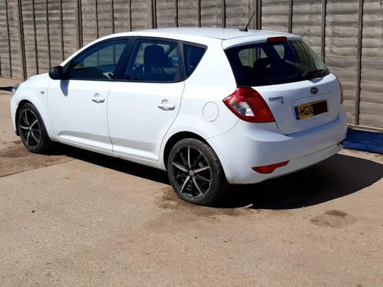 Продажа Kia Ceed 1.4 (109Hp) (G4FA) FWD MT по запчастям