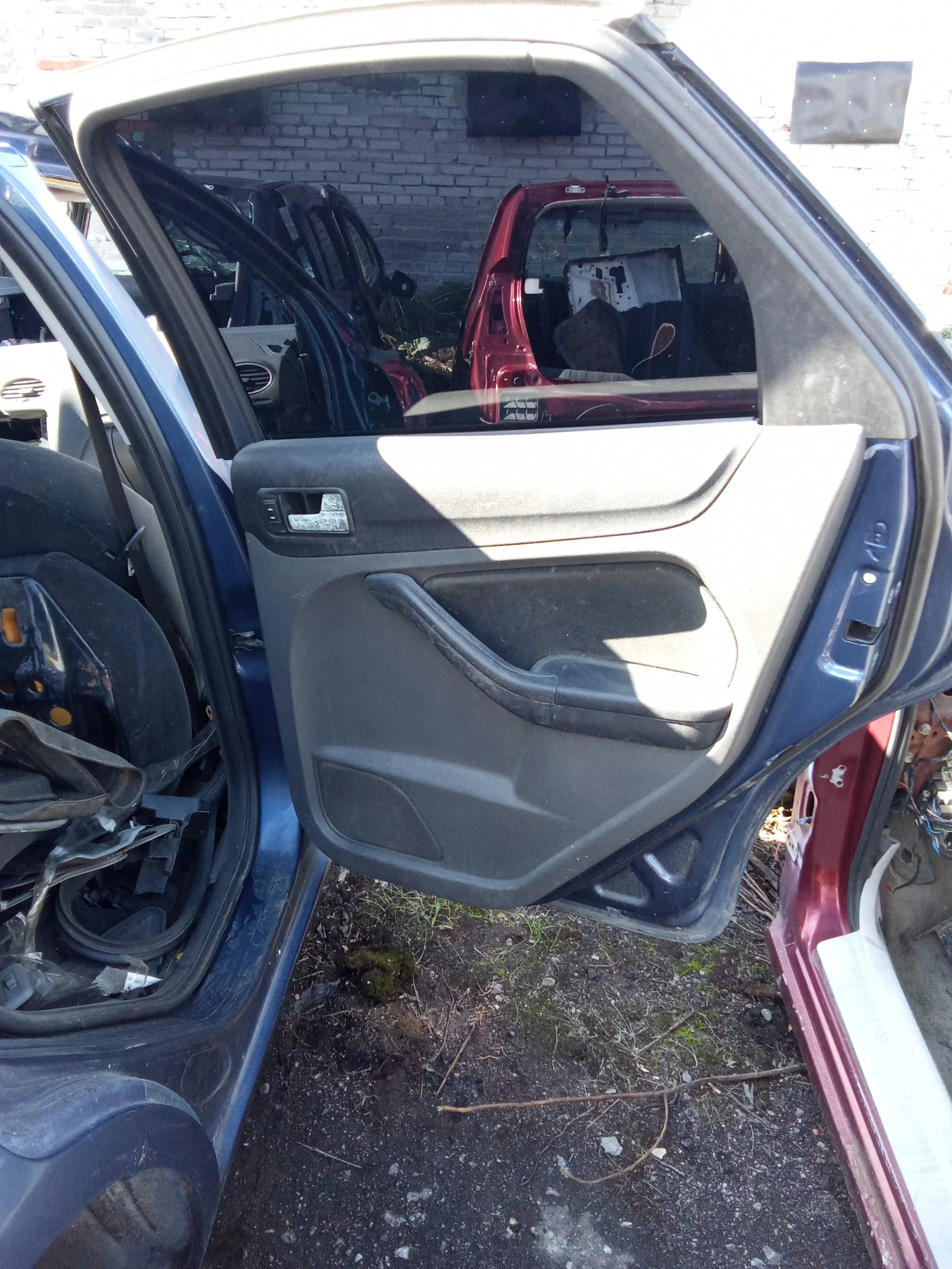 Продажа Ford Focus 1.8 (125Hp) (QQDA) FWD MT по запчастям