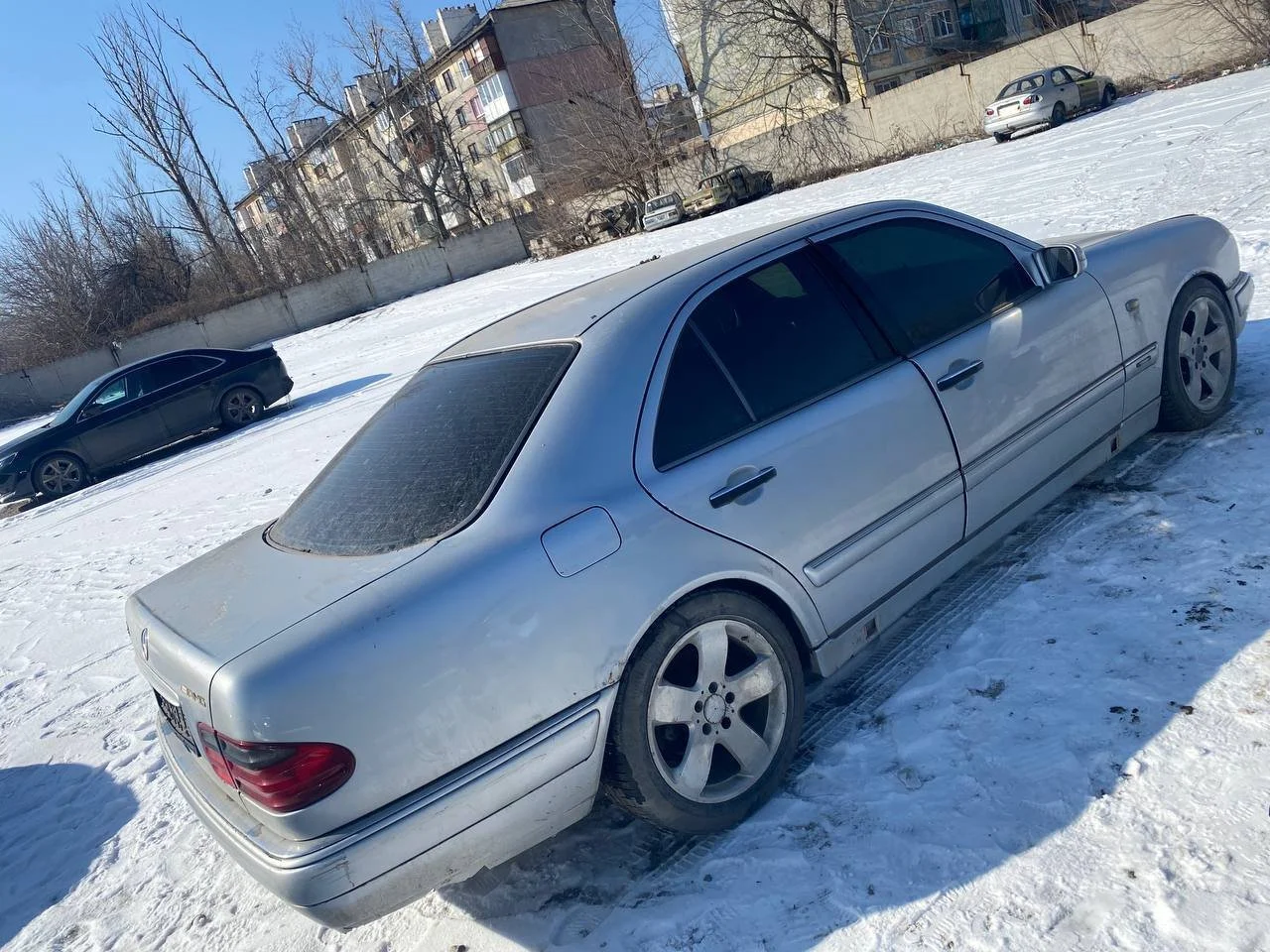 Продажа Mercedes-Benz E class 3.2 (220Hp) (104.995) RWD AT по запчастям