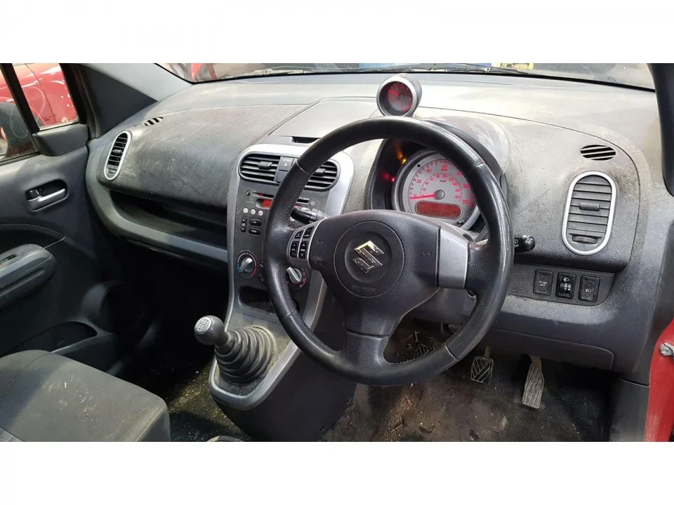 Продажа Suzuki Splash 1.2 (94Hp) (K12B) FWD MT по запчастям