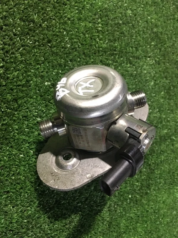 Топливный насос высокого давления BMW 330iX 2017 F34