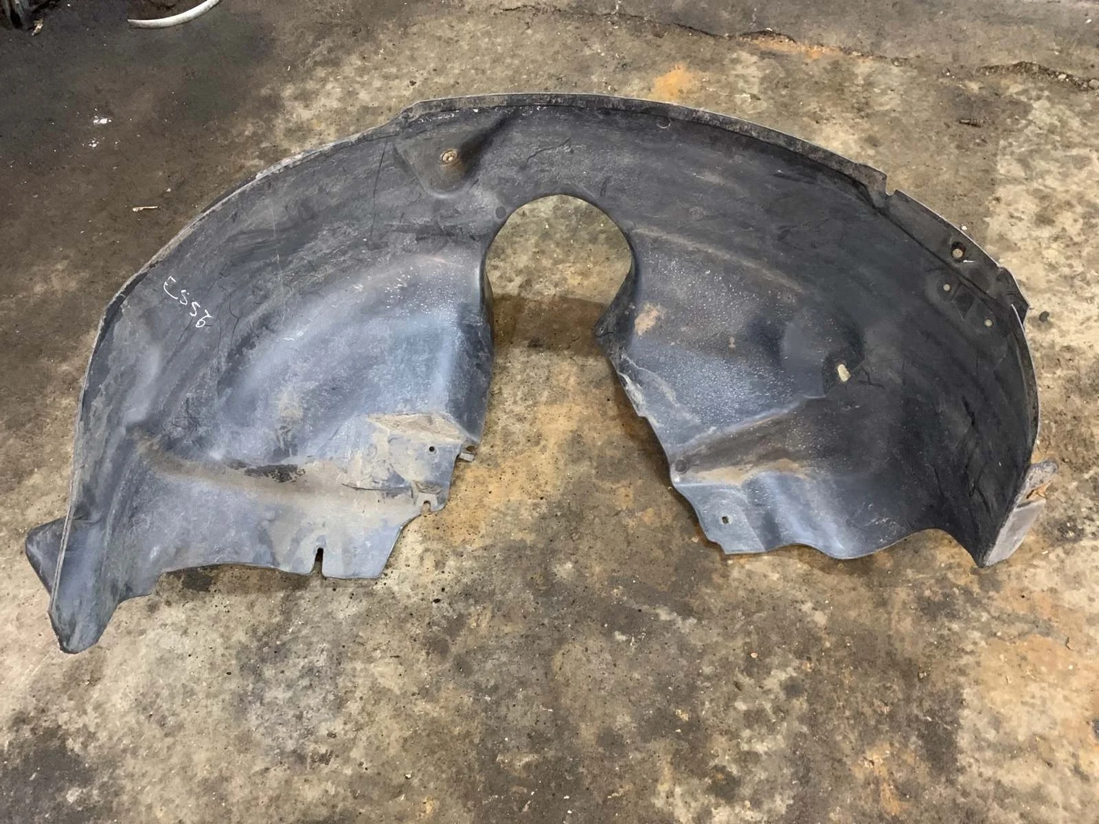 Подкрылок Land rover Freelander 2008