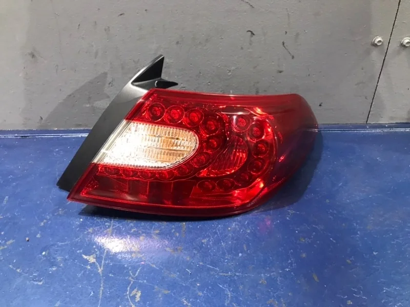 Фонарь Infiniti M Y51