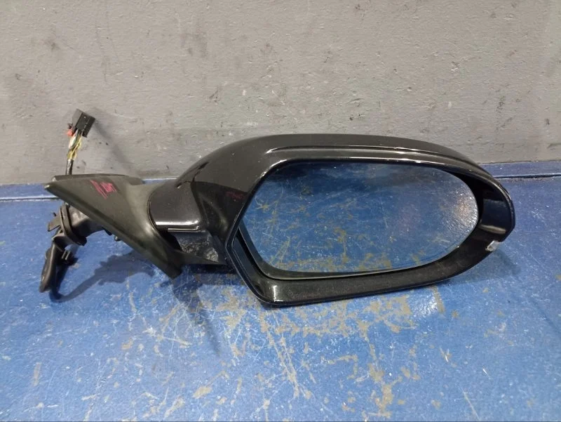 Зеркало Audi A6 C7