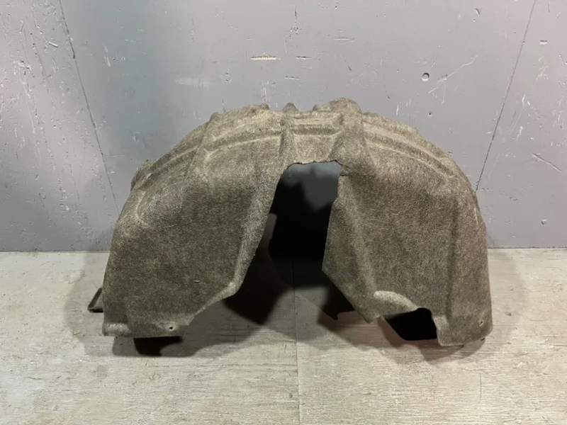 Подкрылок Audi A3 8P