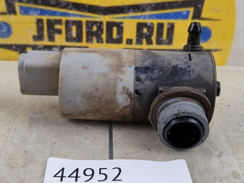 Моторчик бачка омывателя Land Rover Range 3 2007 L322