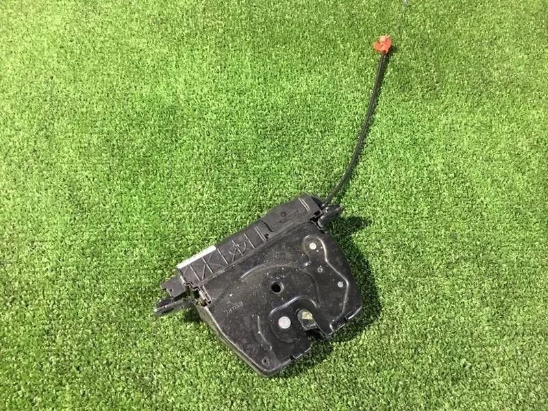 Замок багажника BMW 328xi 2012 F30