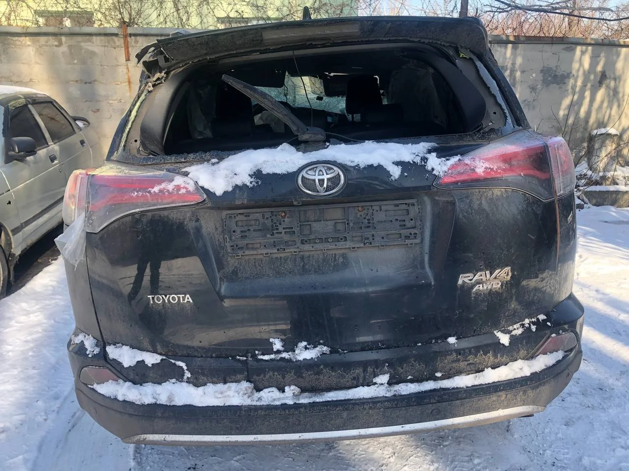 Продажа Toyota RAV4 2.0 (146Hp) (3ZR-FE) 4WD CVT по запчастям
