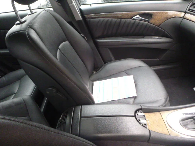 Продажа Mercedes-Benz E class 3.2D (204Hp) (648.961) RWD AT по запчастям