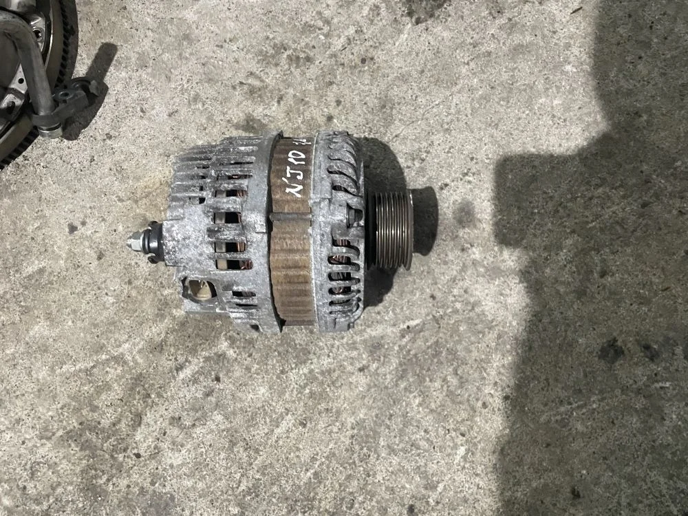 генератор nissan qashqai J10  note E11 tiida C11