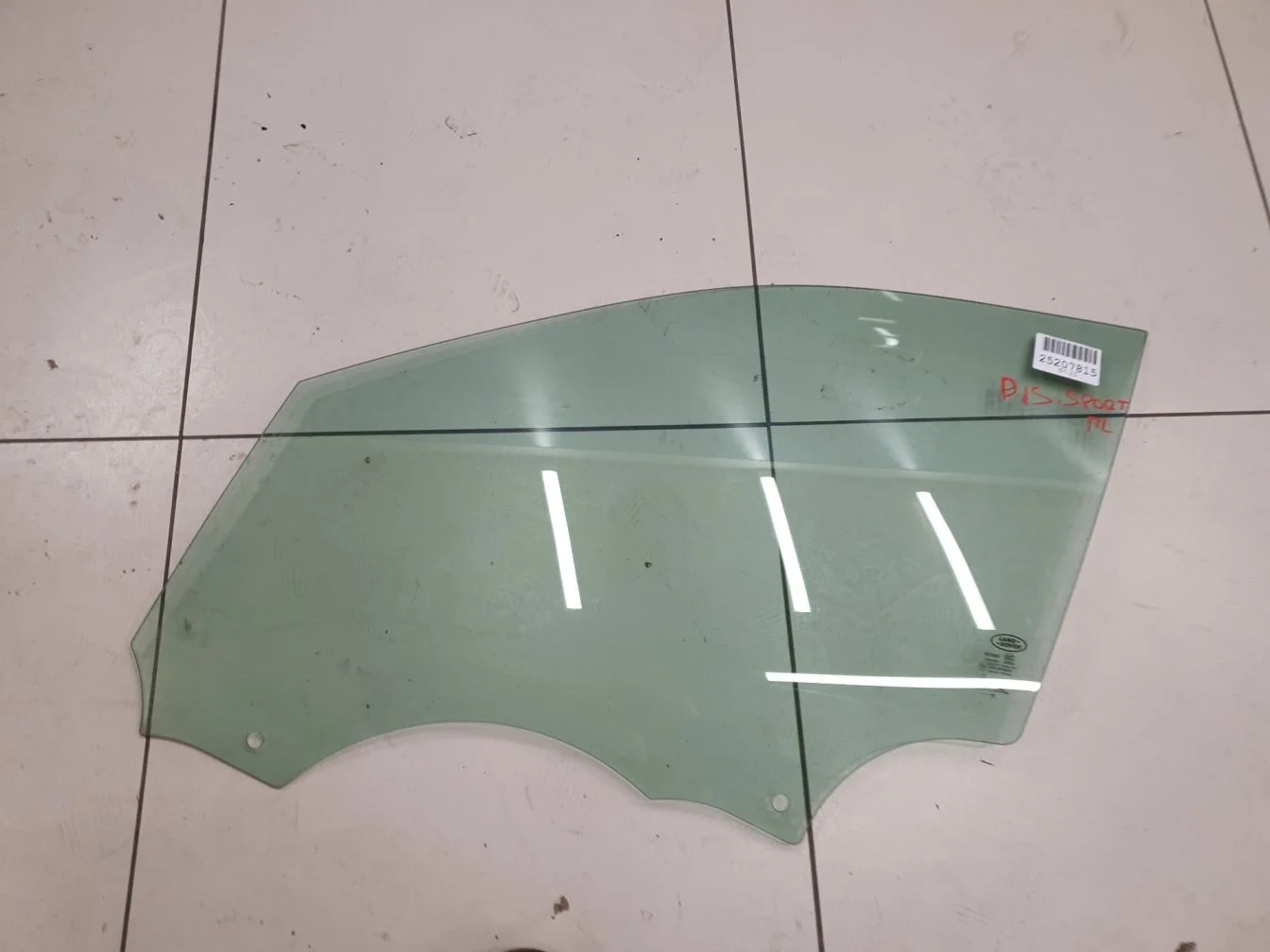 Стекло двери передней левой для Land Rover Discovery Sport 2014-