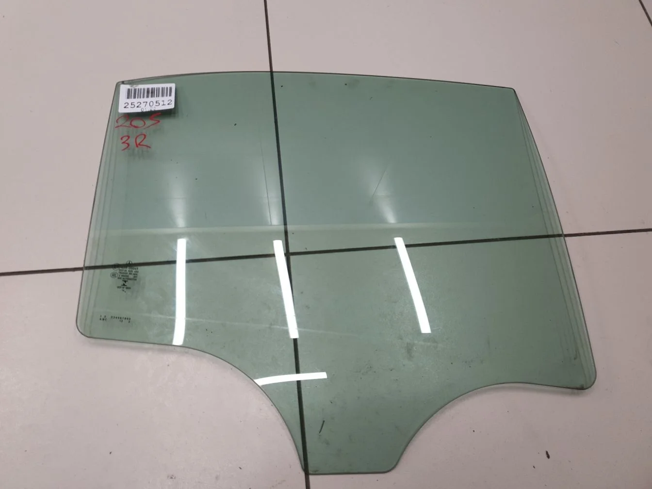 Стекло двери задней правой для Mercedes C-klasse W205 2014-