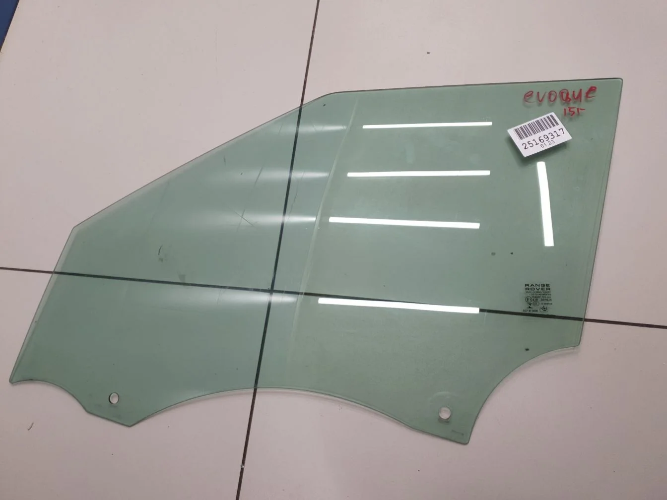 Стекло двери передней левой для Land Rover Range Rover Evoque 2011-2018