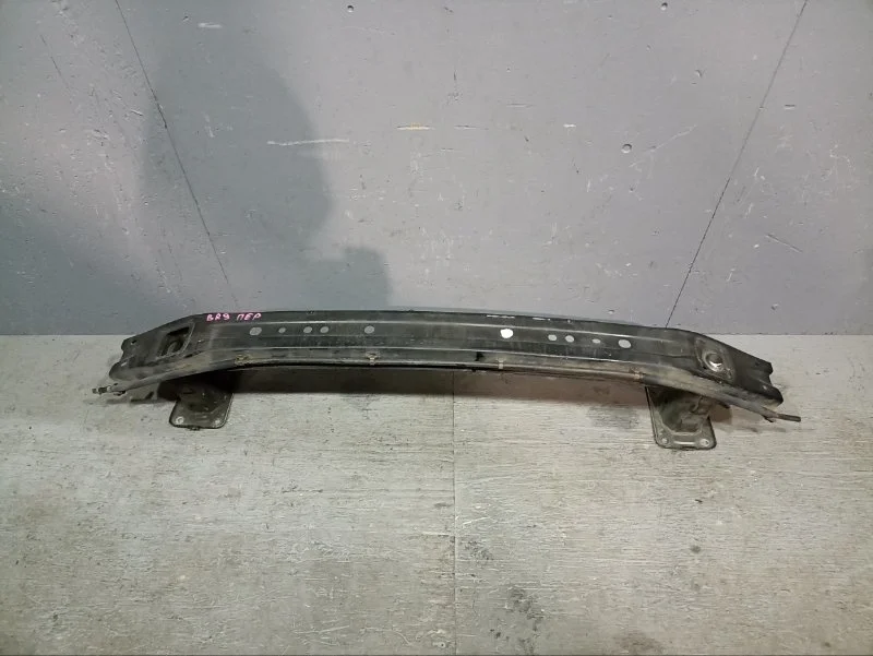 Усилитель бампера Subaru Outback BR/B14