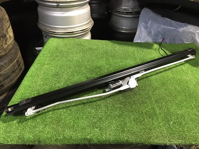 Шторка на заднее стекло BMW 550iX 2011 F10