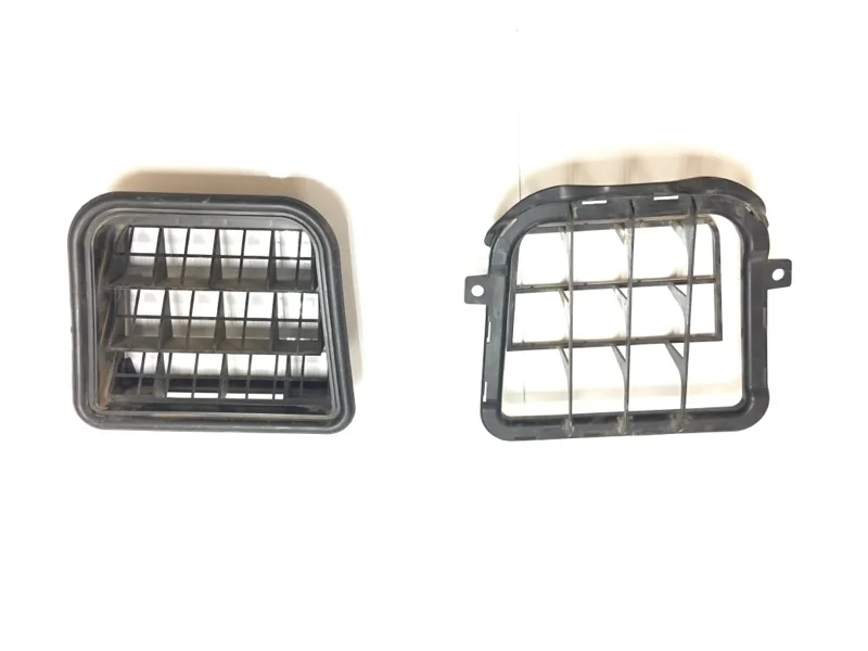 Решетка вентиляционая Audi Q3 2014 8U