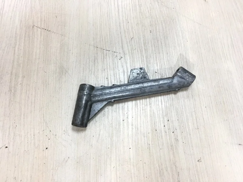 Кронштейн Audi A3 8V