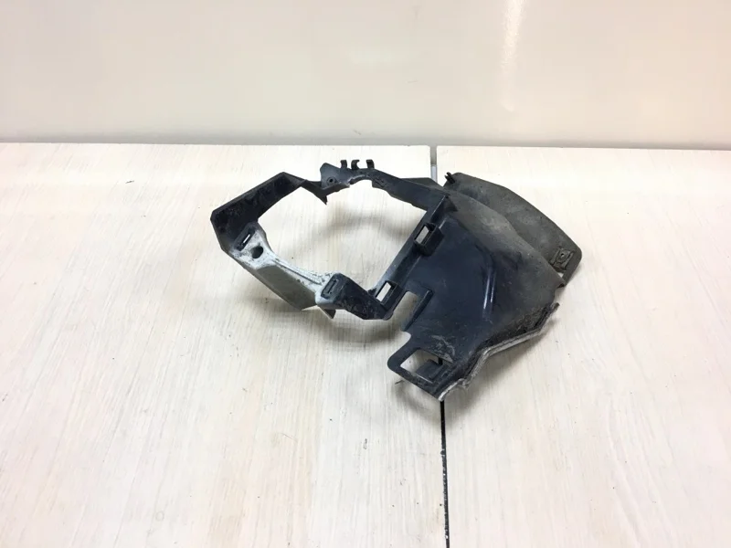 Кронштейн BMW 116i F20