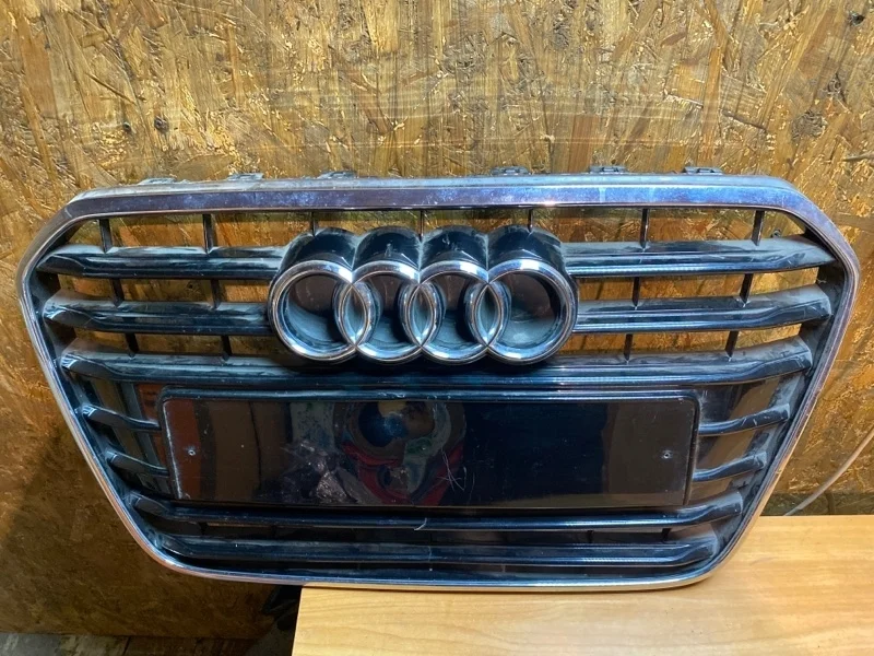 Решетка радиатора Audi A6 2013 C7