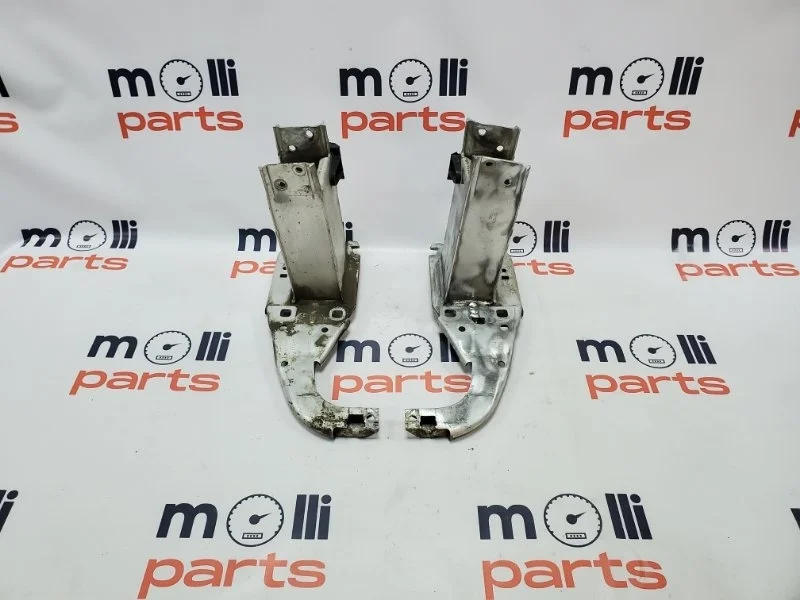 Кронштейн усилителя бампера Audi A7 2013