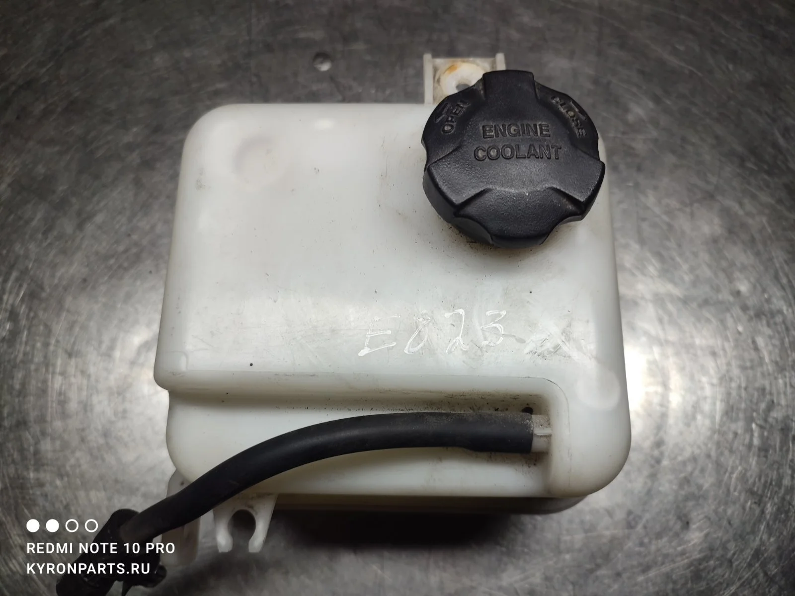 Бачок расширительный KIA Sportage 2013 SL