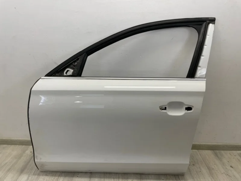 Дверь Audi A8 2010-2017 D4