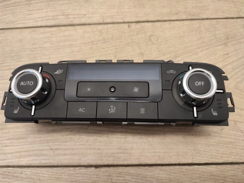 Блок управления климат контролем VW Touareg NF 2010-2014 7P