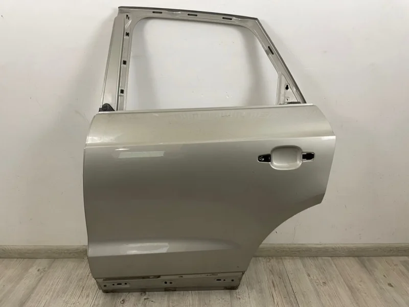 Дверь Audi Q3 2012-2018 8U