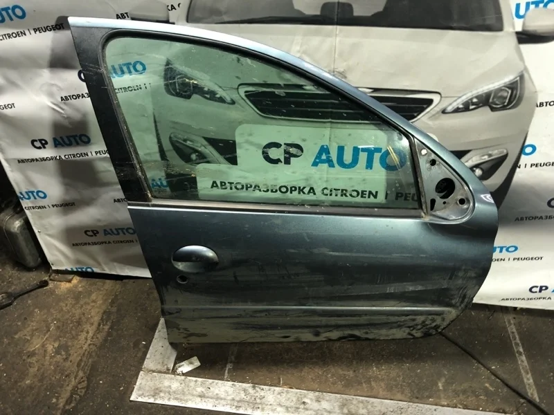 Дверь боковая Peugeot 206