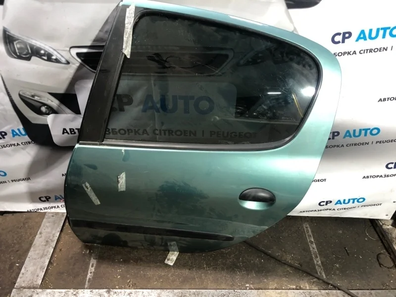 Дверь боковая Peugeot 206