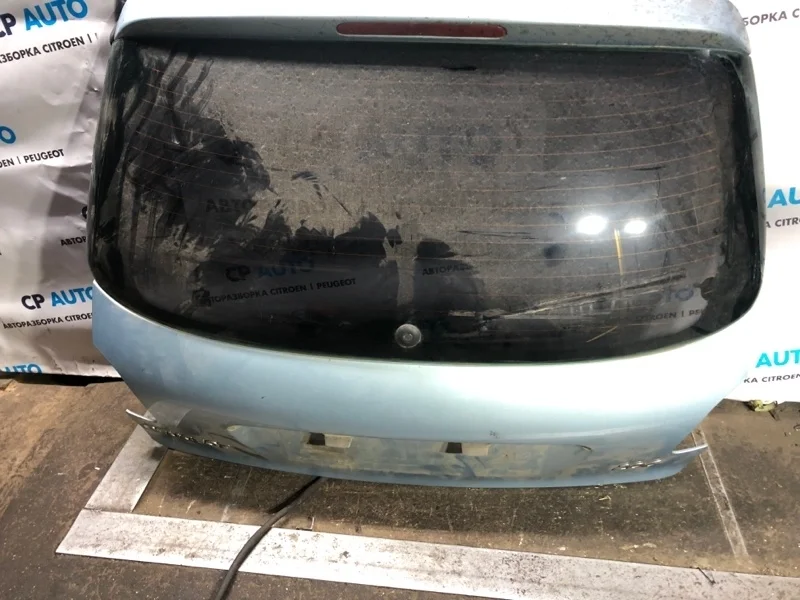 Крышка багажника Peugeot 206 HB
