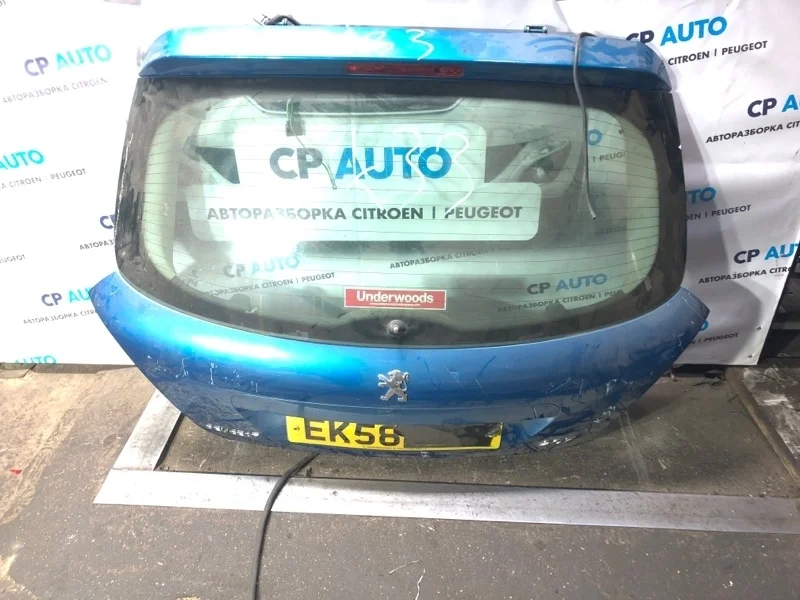 Крышка багажника Peugeot 207