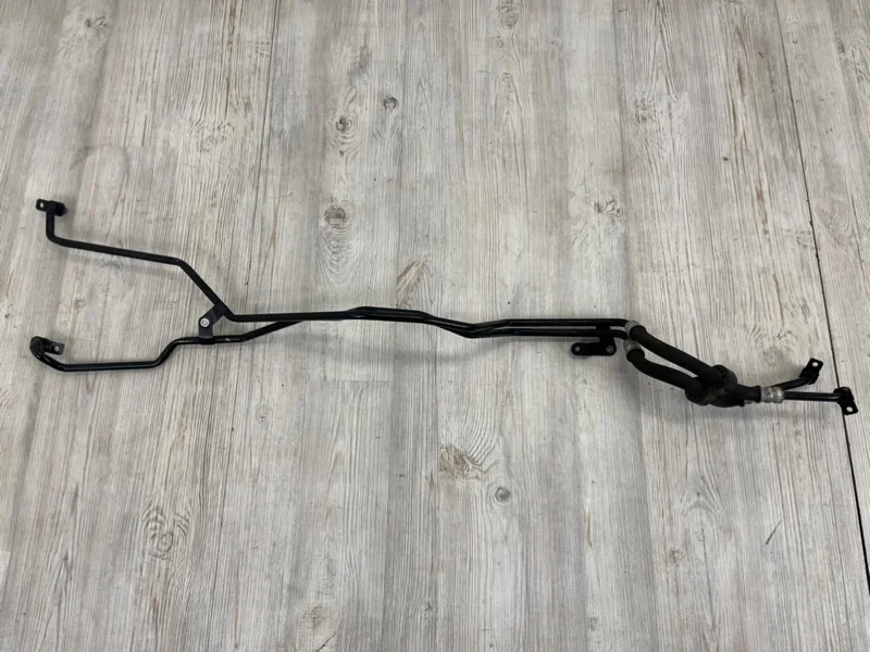 Трубка системы охлаждения акпп VW Touareg 2 2010-2018 7P