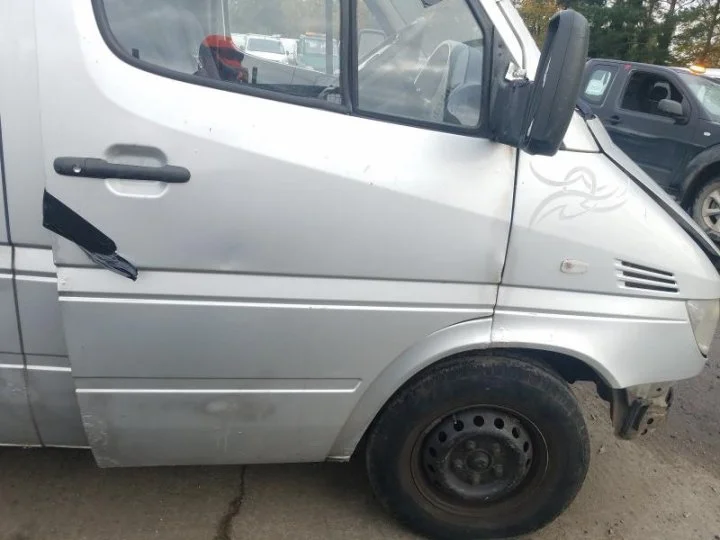 Продажа Mercedes-Benz Sprinter 2.2D (109Hp) (611.981) RWD MT по запчастям