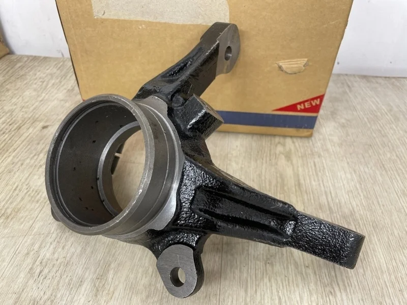 КУЛАК ПОВОРОТНЫЙ MITSUBISHI ASX 2010- 3870A008 GA1W 4B10, передний правый