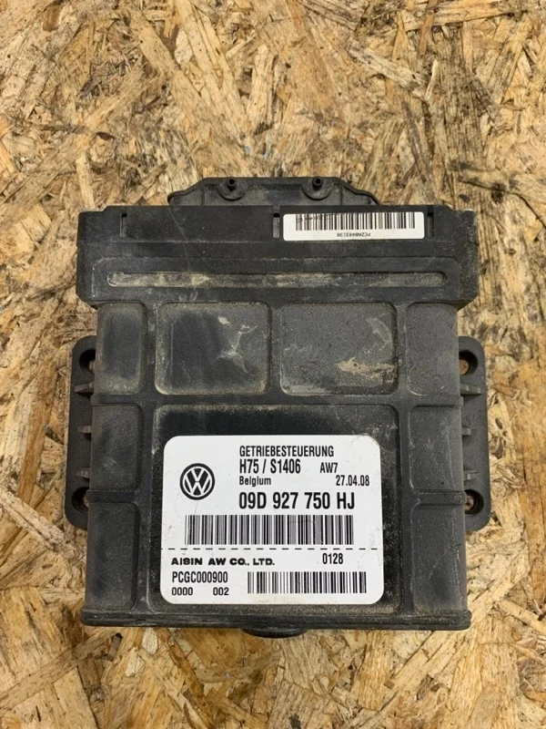Блок управления акпп Volkswagen Touareg 2002-2010
