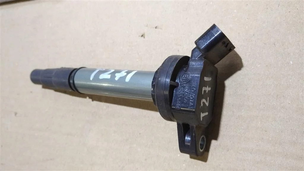 Б.у. катушка зажигания TOYOTA AVENSIS ZRT270 TOYOTA AVENSIS ZRT270