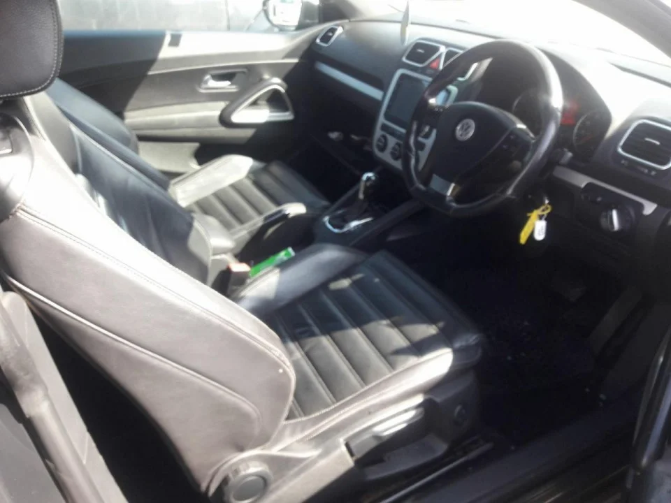 Продажа Volkswagen Scirocco 2.0 (200Hp) (CAWB) FWD AT по запчастям