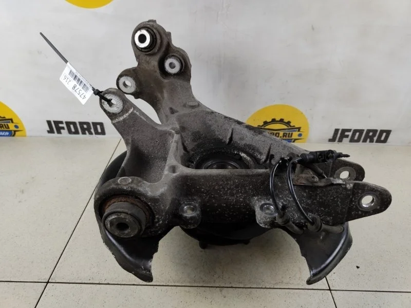 Кулак поворотный Land Rover Range 4 2013 L405