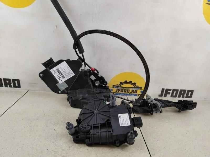 Замок двери Land Rover Range 4 2013 L405