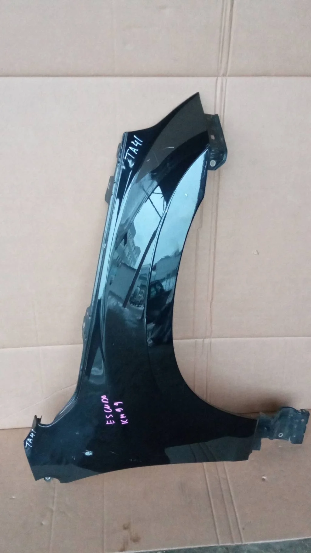 Б.у. крыло SUZUKI GRAND VITARA JB424 SUZUKI GRAND VITARA JB424