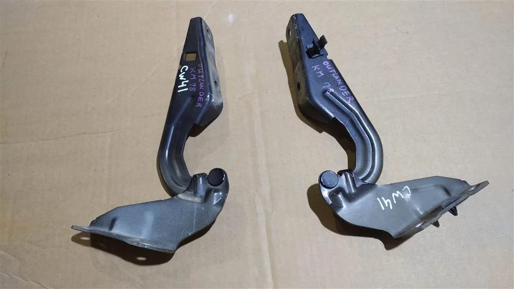 Б.у. петля капота (2шт) MITSUBISHI OUTLANDER XL CW4W MITSUBISHI OUTLANDER XL CW4W