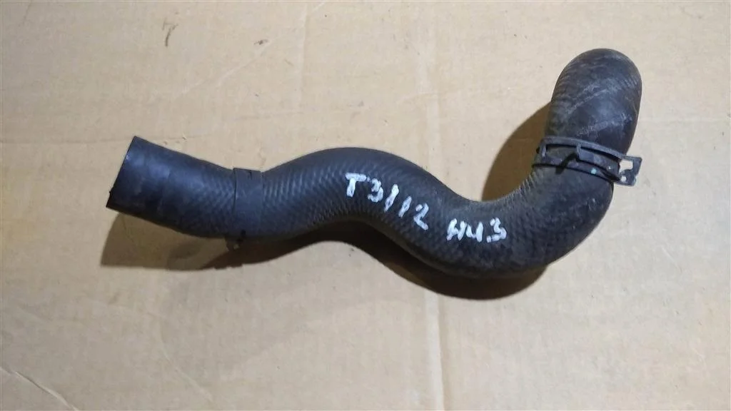 Б.у. патрубок радиатора NISSAN X-TRAIL T31 NISSAN X-TRAIL T31