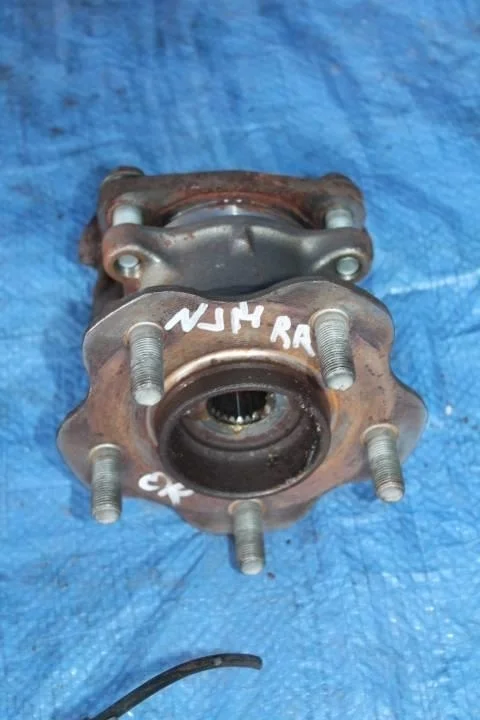 Б.у. ступица NISSAN QASHQAI J10 NISSAN QASHQAI J10