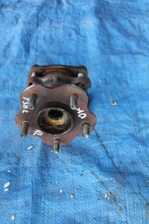 Б.у. ступица NISSAN X-TRAIL T31 NISSAN X-TRAIL T31