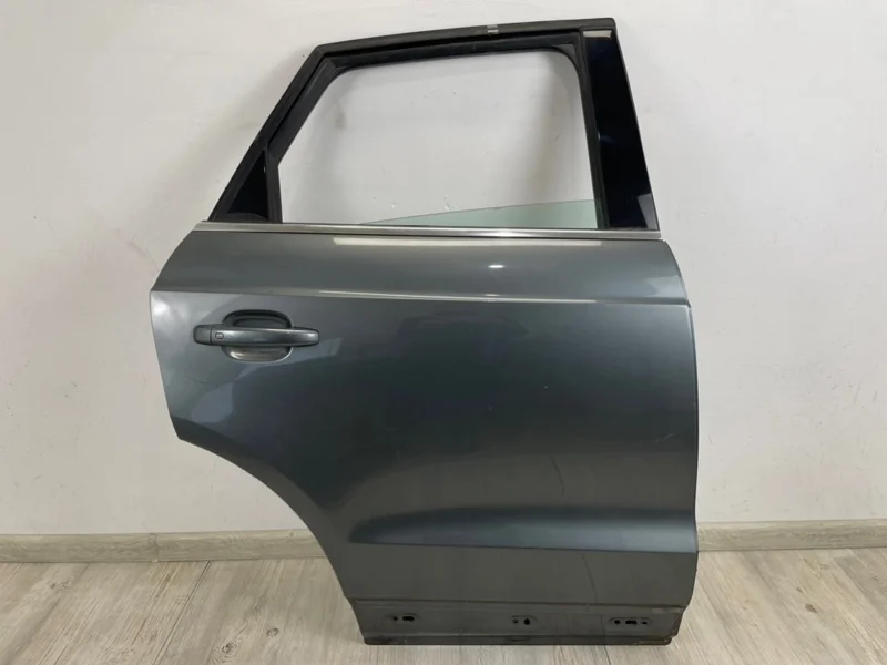 Дверь Audi Q3 2012-2018 8U