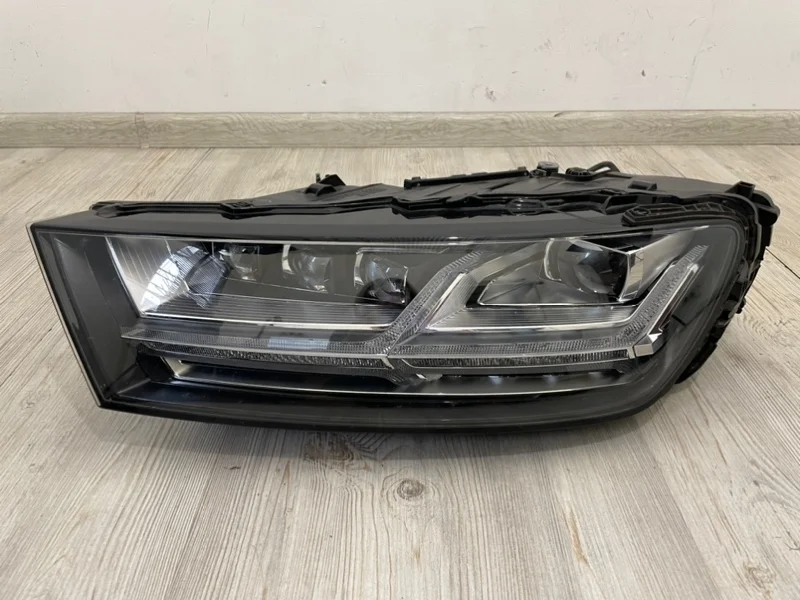 Фара matrix в сборе Audi Q7 2015-2020 4M